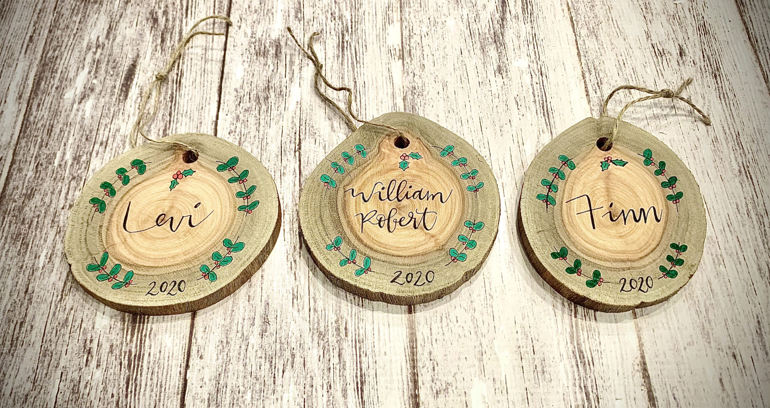 Eucalyptus Wood Slice Ornaments – Tawny Tsang Calligraphy